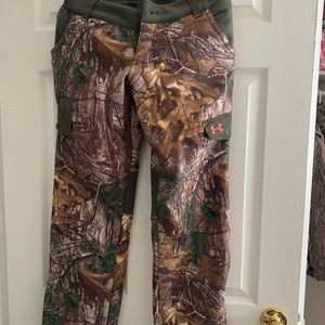 Under Armour pants